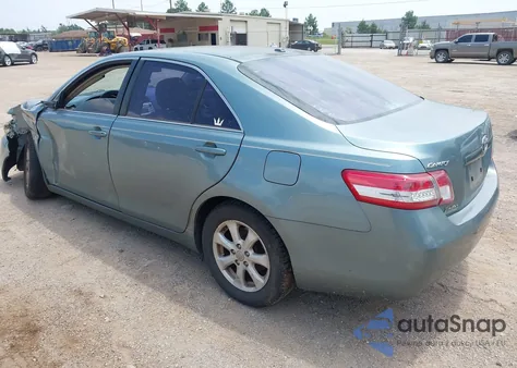 2011 Toyota Camry Le z USA, uszkodzony, nr VIN 4T1BF3EK5BU632695